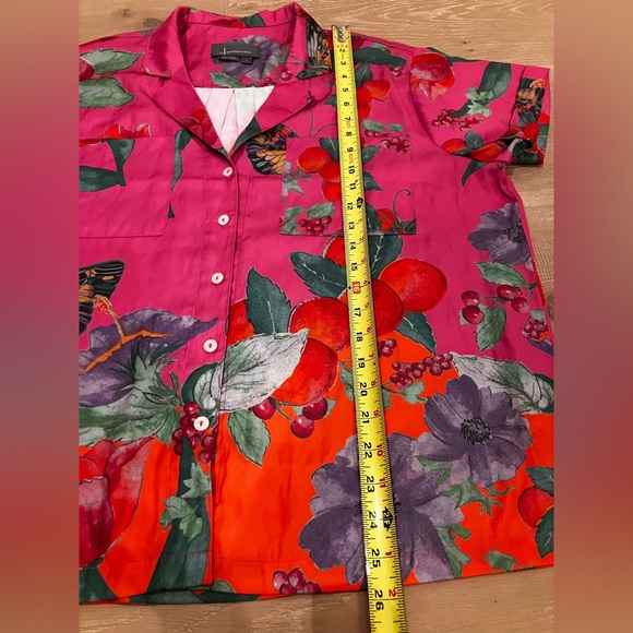 Anthro The Brenna Short-Sleeve Buttondown Shirt butterfly fruit - Picture 3 of 8